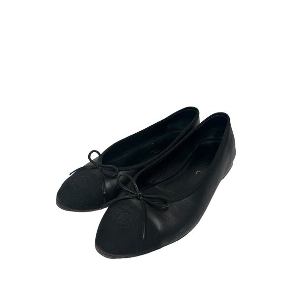 CHANEL Black Leather Grosgrain Cap Toe CC Logo Bow Ballet Flats Size 37.5 US 7.5 - Picture 4 of 11